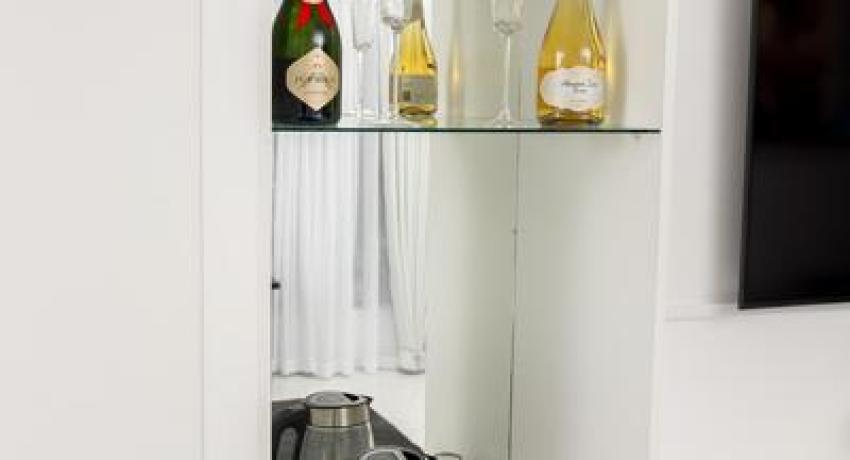 Room 1: Presidential Suite